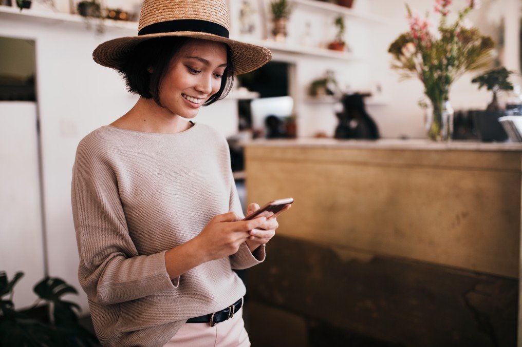 restaurant regular getting a text from restaurant