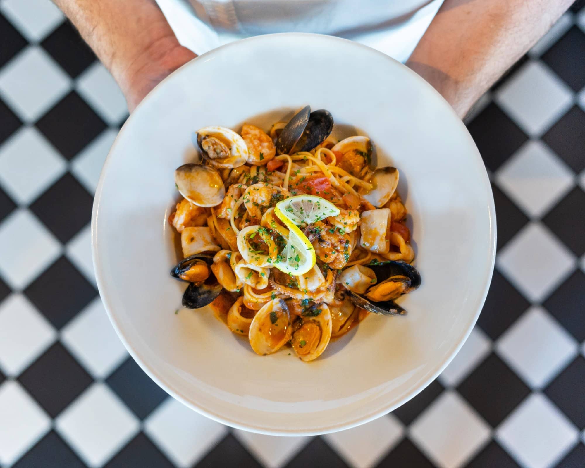 Frutti di Mare — Divieto Ristorante signature seafood linguine
